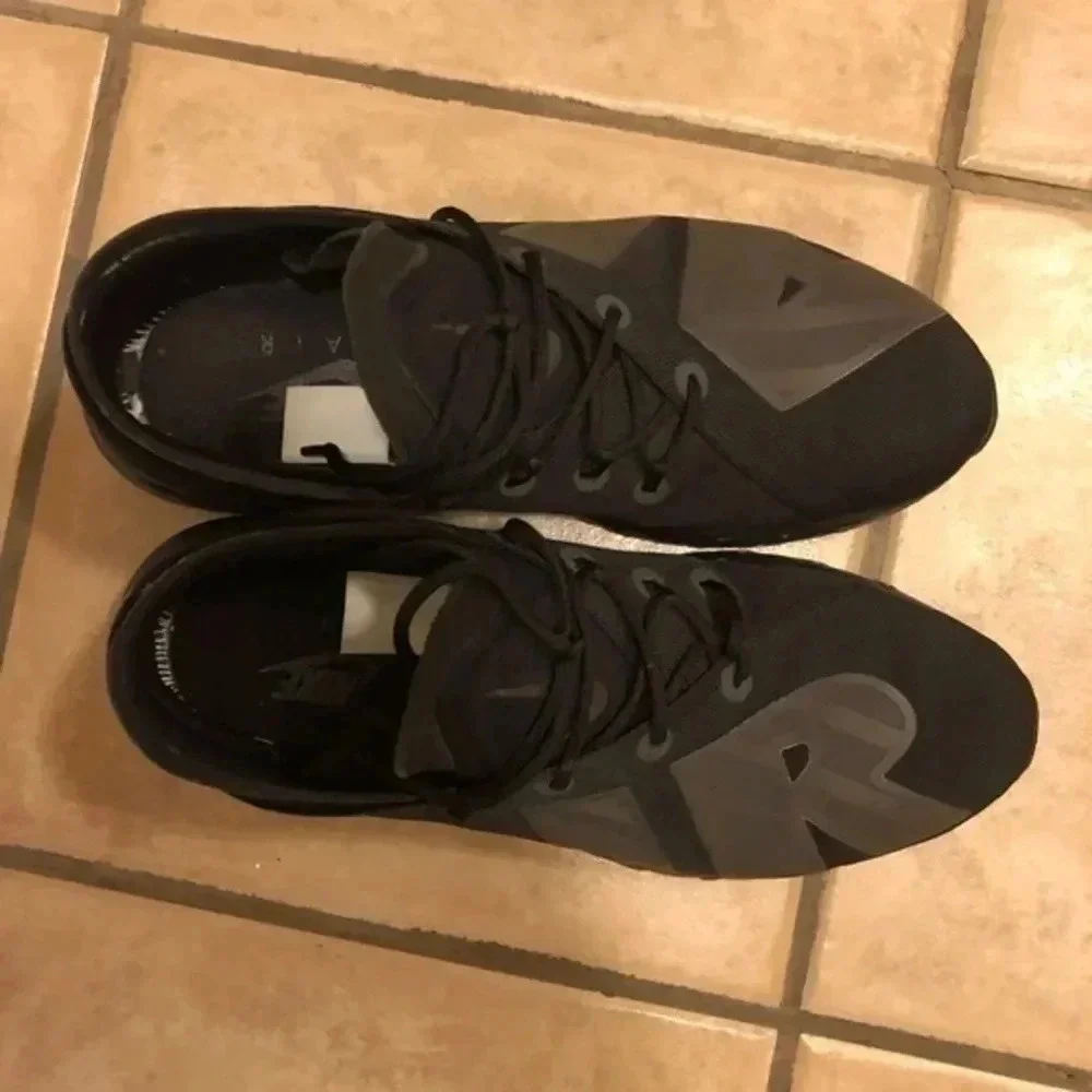 Nike Air Men's sneakers Free Rn Sense sz 1…